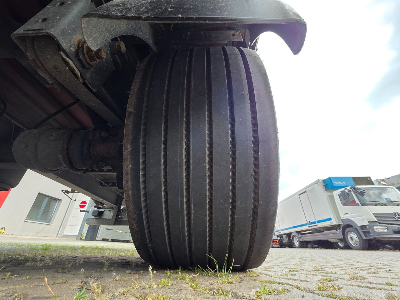 Tentinė puspriekabė Fliegl SZS320 / Hubdach / EDSCHA / Mega: foto 34