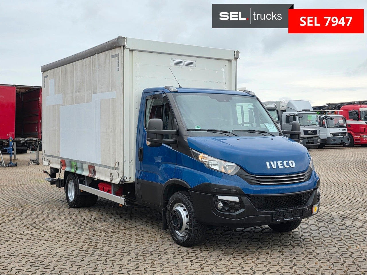 Iveco Daily 70C18 Hi-Matic / Ladebordwand / 3 Sitzen - Tentinis mikroautobusas: foto 3 Iveco Daily 70C18 Hi-Matic / Ladebordwand / 3 Sitzen - Tentinis mikroautobusas: foto 3