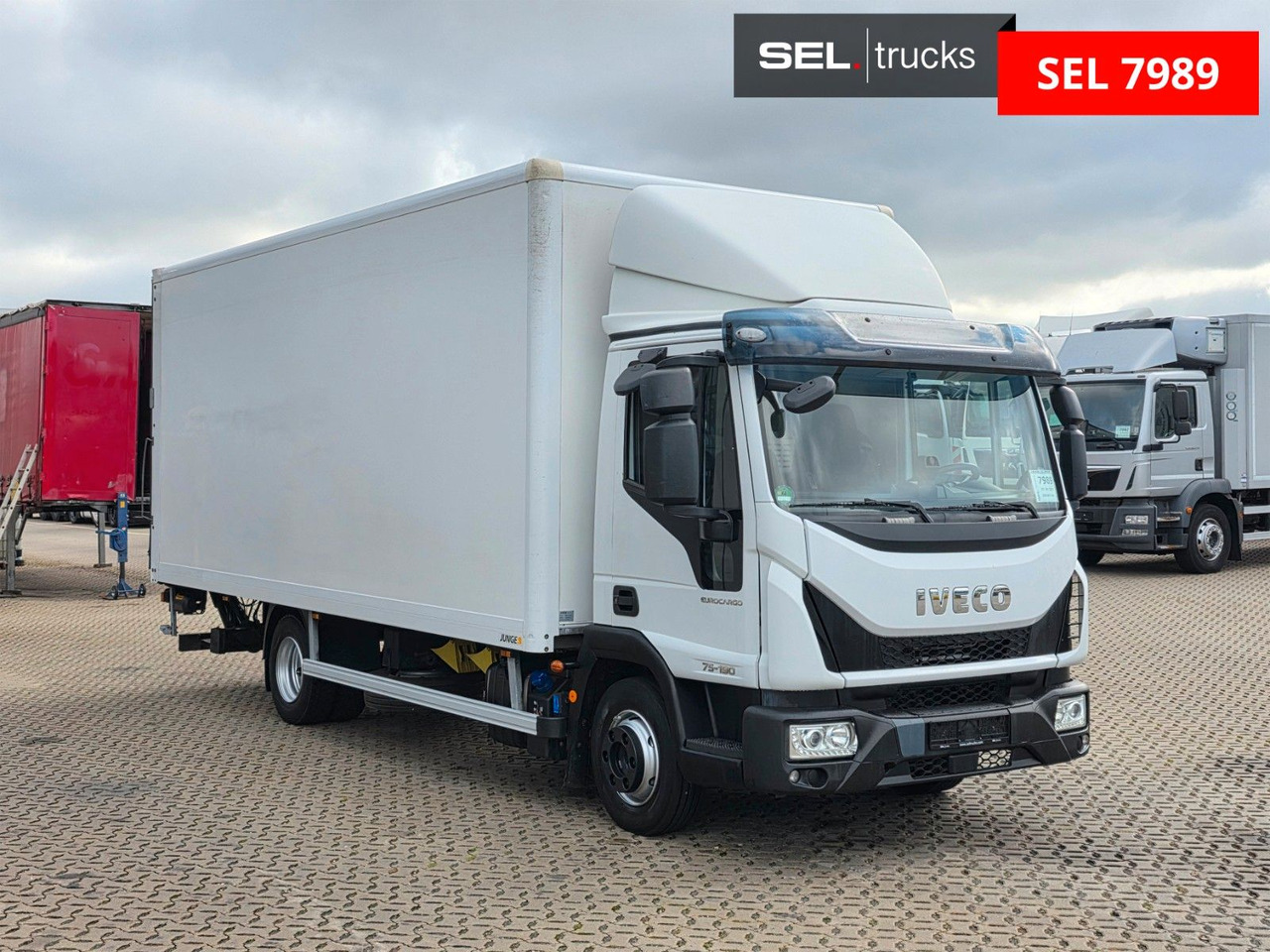 Iveco Eurocargo 75-190 /Ladebordwand / 3 Sitzen / 6D - Furgonas su krovinių dėže: foto 3 Iveco Eurocargo 75-190 /Ladebordwand / 3 Sitzen / 6D - Furgonas su krovinių dėže: foto 3