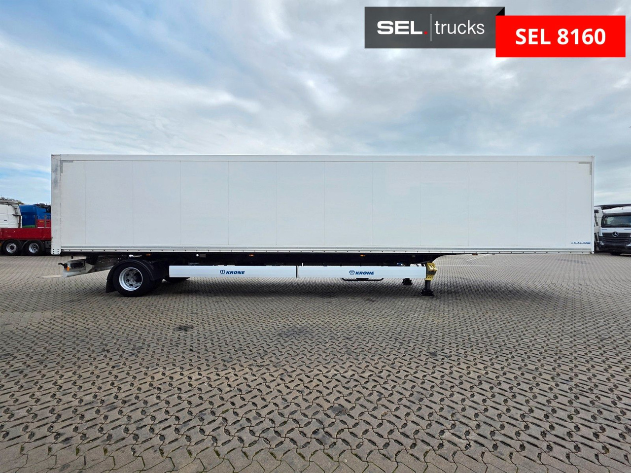 Krone SE / Rolltor TRIDEC / Zwangslenkung - Furgonas puspriekabė: foto 5 Krone SE / Rolltor TRIDEC / Zwangslenkung - Furgonas puspriekabė: foto 5