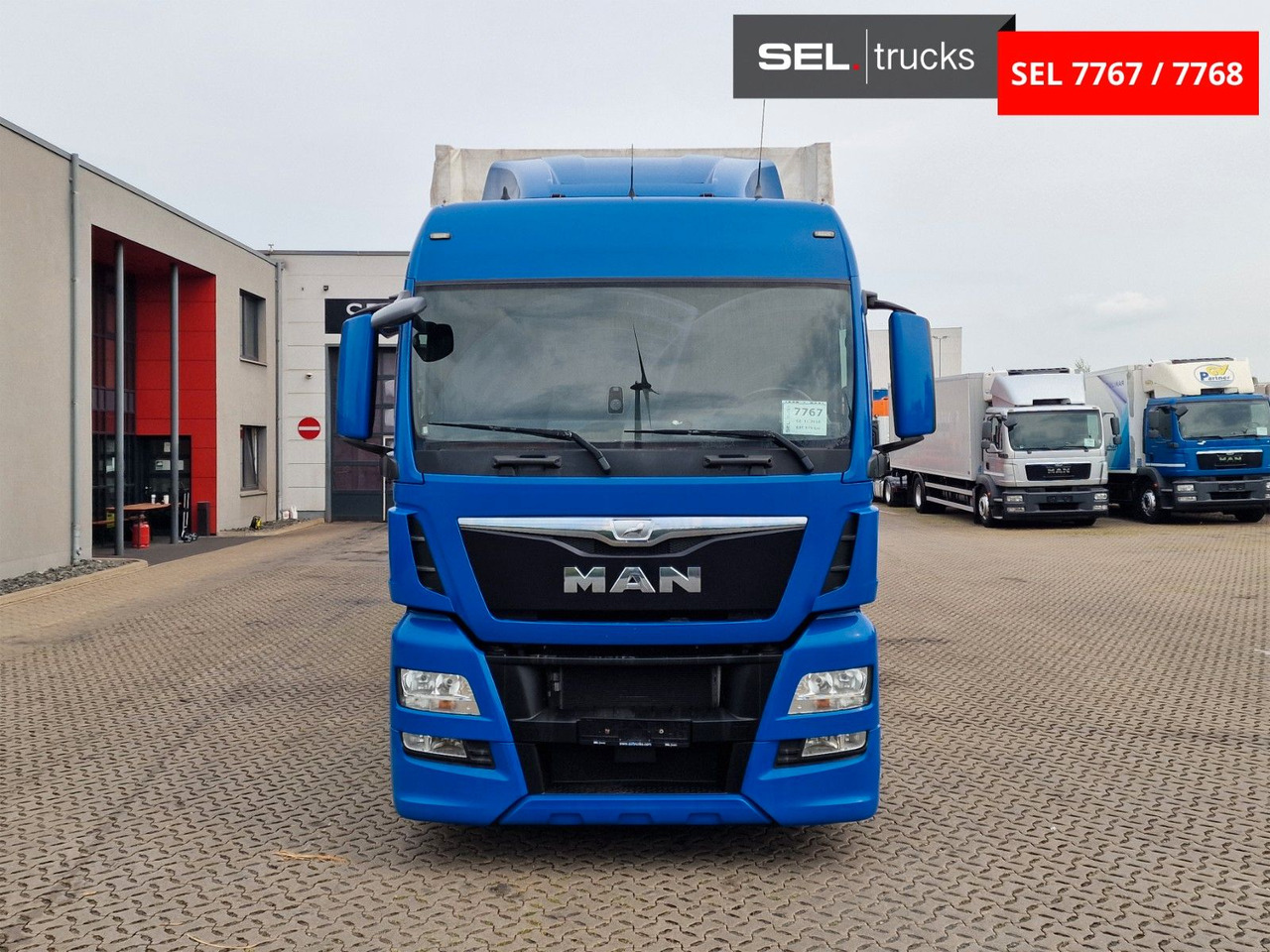 MAN TGX 18.440 4X2 LL-U /Intarder/Hubdach/Durchlade - Tentinis sunkvežimis: foto 2 MAN TGX 18.440 4X2 LL-U /Intarder/Hubdach/Durchlade - Tentinis sunkvežimis: foto 2