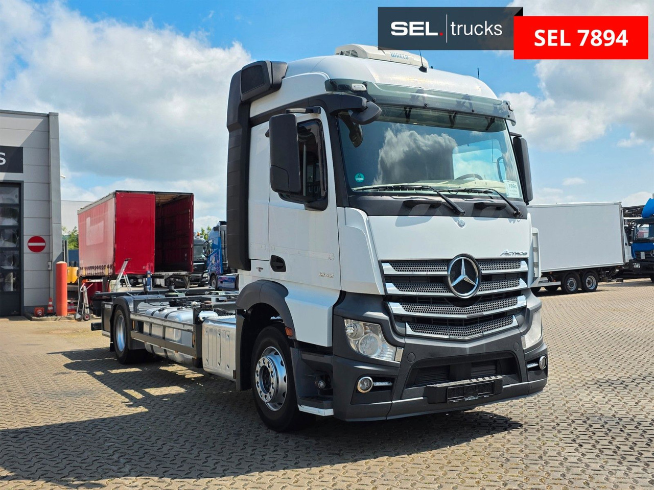 Mercedes-Benz Actros 1842 / Standklimaanlage - Konteineris-vežimus/ Sukeisti kūną sunkvežimis: foto 3 Mercedes-Benz Actros 1842 / Standklimaanlage - Konteineris-vežimus/ Sukeisti kūną sunkvežimis: foto 3