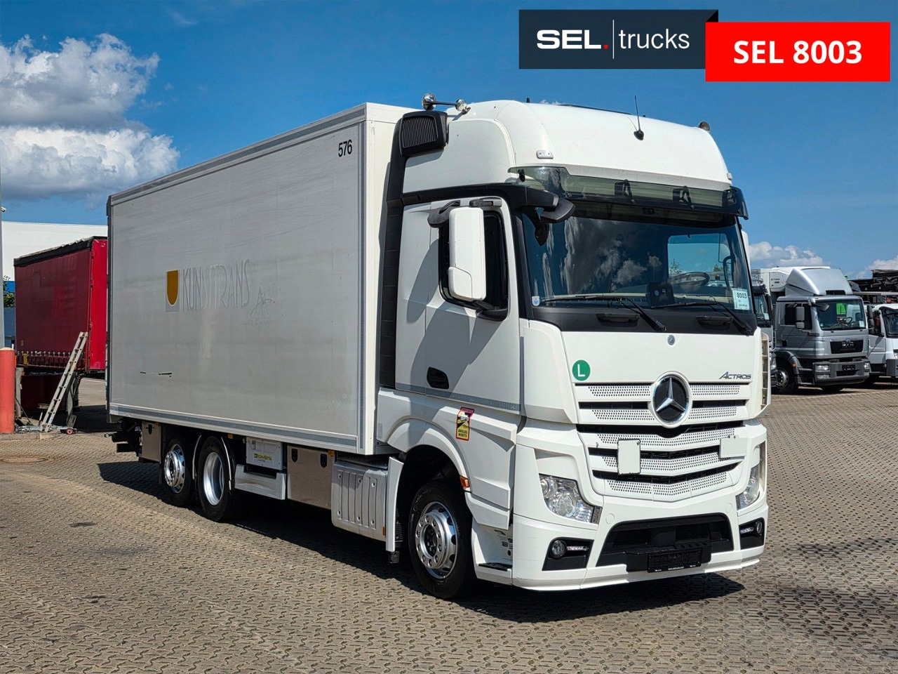 Mercedes-Benz Actros 2551 /Retarder/Ldbw/Konvekta/Lenkachse - Furgonas sunkvežimis: foto 3 Mercedes-Benz Actros 2551 /Retarder/Ldbw/Konvekta/Lenkachse - Furgonas sunkvežimis: foto 3