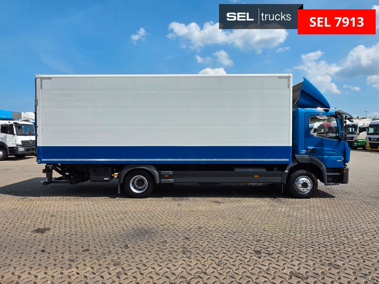 Mercedes-Benz Atego 1221 / Ladebordwand - Furgonas sunkvežimis: foto 4 Mercedes-Benz Atego 1221 / Ladebordwand - Furgonas sunkvežimis: foto 4