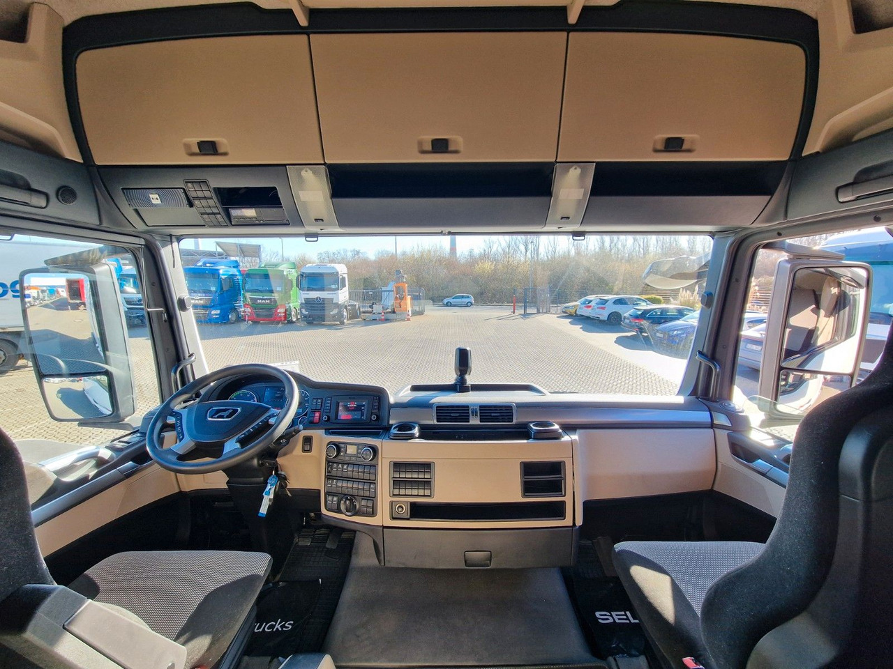 Vilkikas MAN TGX 18.460 4X2 LLS-U / Retarder / 2 Tanks: foto 21