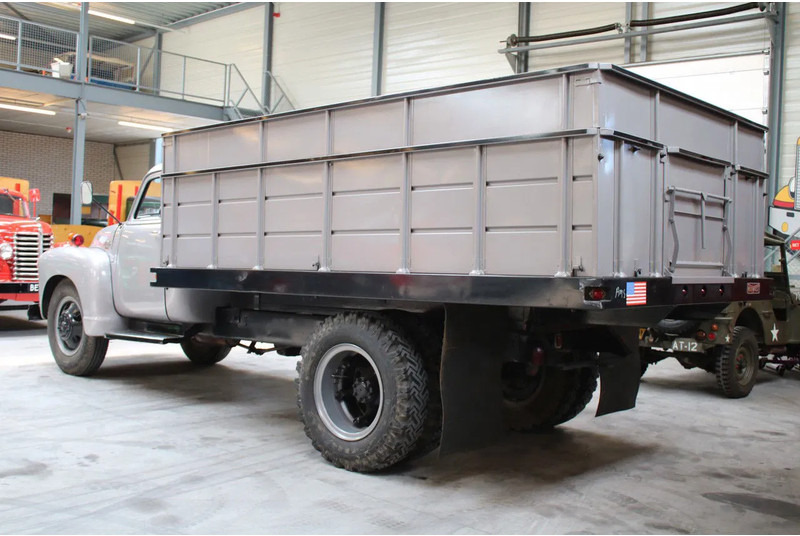 Chevrolet Loadmaster - Savivartis sunkvežimis: foto 4 Chevrolet Loadmaster - Savivartis sunkvežimis: foto 4