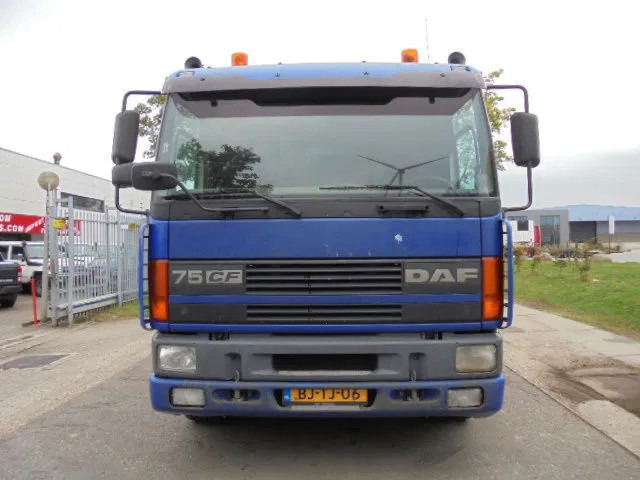 DAF 75.270 4X2 NL TRUCK - Sunkvežimis su kranu: foto 2 DAF 75.270 4X2 NL TRUCK - Sunkvežimis su kranu: foto 2
