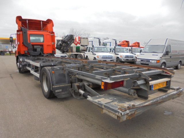 DAF CF 180 lizingą DAF CF 180: foto 6