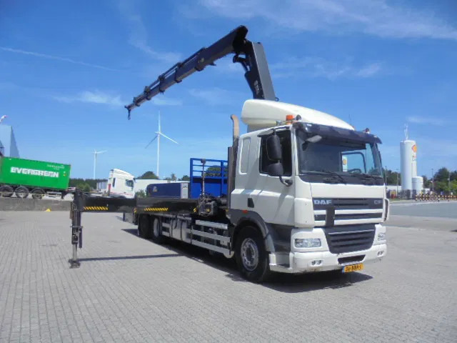 DAF CF 85 360 6X2 HIAB 477/5 NL TRUCK - Platforminis/ Bortinis sunkvežimis, Sunkvežimis su kranu: foto 3 DAF CF 85 360 6X2 HIAB 477/5 NL TRUCK - Platforminis/ Bortinis sunkvežimis, Sunkvežimis su kranu: foto 3