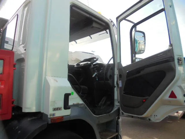 DAF FAN CF250 6X2 EEV - Šiukšliavežis: foto 5 DAF FAN CF250 6X2 EEV - Šiukšliavežis: foto 5