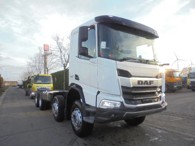 DAF XDC 450 8X4 DEMO UNUSED RHD - Važiuoklės sunkvežimis: foto 3 DAF XDC 450 8X4 DEMO UNUSED RHD - Važiuoklės sunkvežimis: foto 3