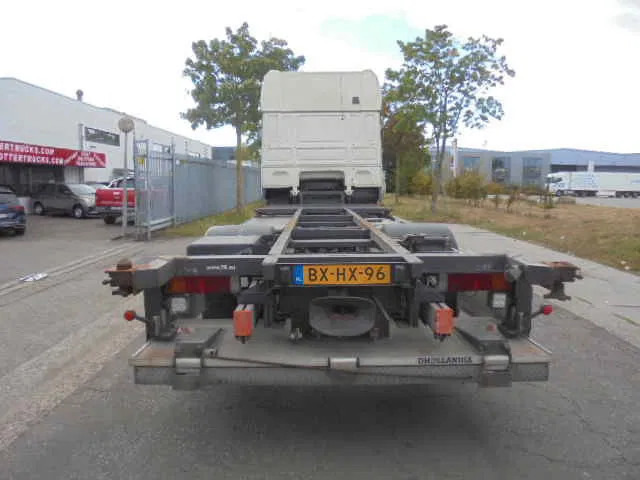 DAF XF 105 410 NL truck - Konteineris-vežimus/ Sukeisti kūną sunkvežimis: foto 5 DAF XF 105 410 NL truck - Konteineris-vežimus/ Sukeisti kūną sunkvežimis: foto 5