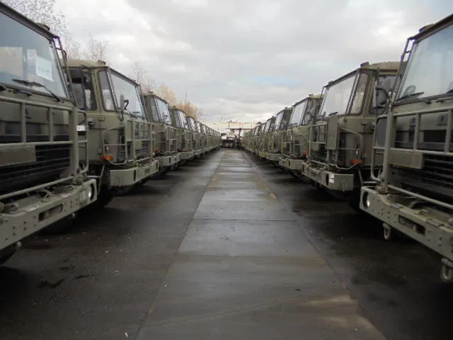 DAF YA 4X4 - Platforminis/ Bortinis sunkvežimis: foto 2 DAF YA 4X4 - Platforminis/ Bortinis sunkvežimis: foto 2