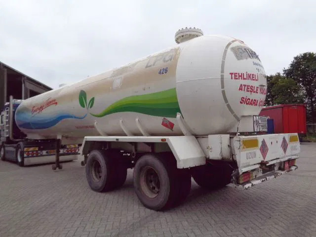 Diversen Isisan 45M3 LPG-BUTANE - Puspriekabė cisterna: foto 4 Diversen Isisan 45M3 LPG-BUTANE - Puspriekabė cisterna: foto 4