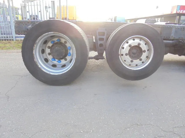 Autovežis sunkvežimis MAN TGS 23.440 6X2 RETARDER: foto 12 Autovežis sunkvežimis MAN TGS 23.440 6X2 RETARDER: foto 12