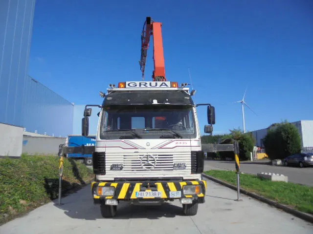 Mercedes-Benz 2435 S/6X2/4 + ROBSON DRIVE - Evakuatorius: foto 3 Mercedes-Benz 2435 S/6X2/4 + ROBSON DRIVE - Evakuatorius: foto 3