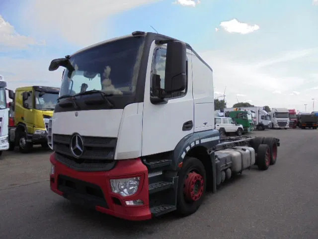 Mercedes-Benz ACTROS 2340 6X2 - Autovežis sunkvežimis: foto 1 Mercedes-Benz ACTROS 2340 6X2 - Autovežis sunkvežimis: foto 1