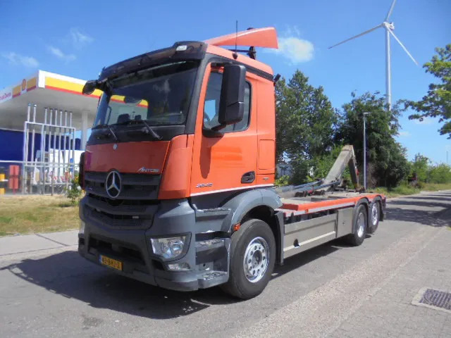 Mercedes-Benz Antos 2845 6X2 NL TRUCK APK -TUV 13-04-2026 - Hook-lift sunkvežimis: foto 1 Mercedes-Benz Antos 2845 6X2 NL TRUCK APK -TUV 13-04-2026 - Hook-lift sunkvežimis: foto 1