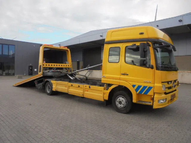 Mercedes-Benz Atego 1224 240 PS NL TRUCK - Evakuatorius: foto 3 Mercedes-Benz Atego 1224 240 PS NL TRUCK - Evakuatorius: foto 3