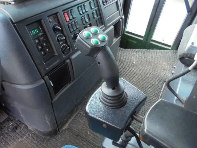 Šiukšliavežis Mercedes-Benz Econic 2629 LLTNLA 6X2/4: foto 13 Šiukšliavežis Mercedes-Benz Econic 2629 LLTNLA 6X2/4: foto 13