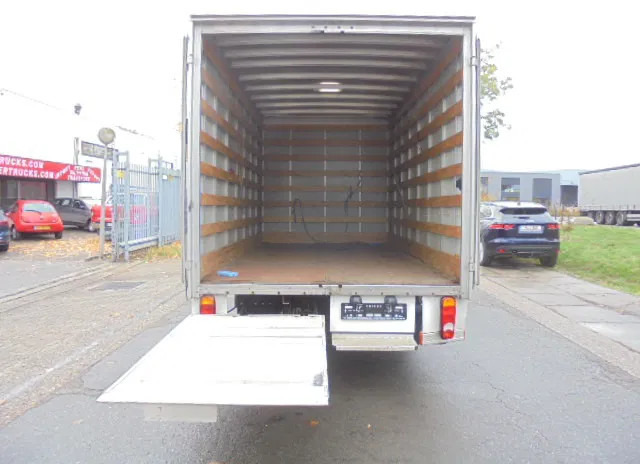 Mitsubishi Canter 3C13 LOW KM - Furgonas su krovinių dėže, Komercinis automobilis su dviguba kabina: foto 5 Mitsubishi Canter 3C13 LOW KM - Furgonas su krovinių dėže, Komercinis automobilis su dviguba kabina: foto 5