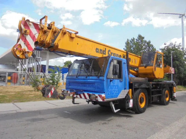 PPM ATT 350 4X4X4 - Visureigis kranas: foto 3 PPM ATT 350 4X4X4 - Visureigis kranas: foto 3