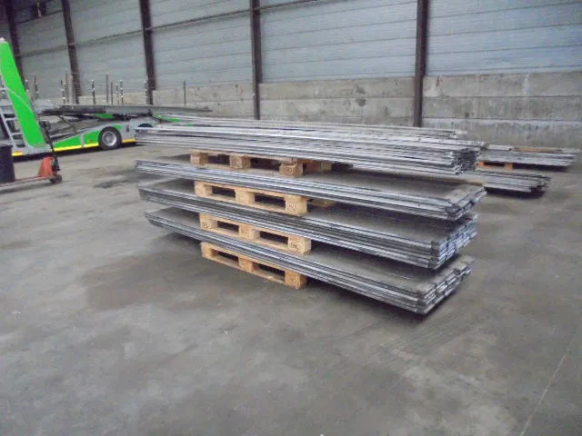 Plan KEN ALU / HOUT - Tentinis kėbulas: foto 2 Plan KEN ALU / HOUT - Tentinis kėbulas: foto 2