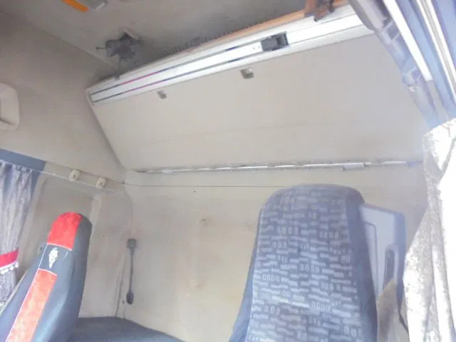 Furgonas sunkvežimis Scania R420 6X2 RETARDER: foto 17