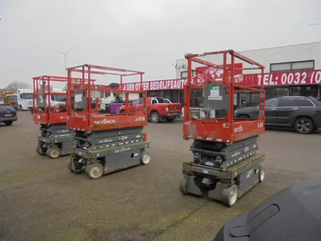 Skyjack SJ III 3219 - Žirklinis keltuvas: foto 4 Skyjack SJ III 3219 - Žirklinis keltuvas: foto 4