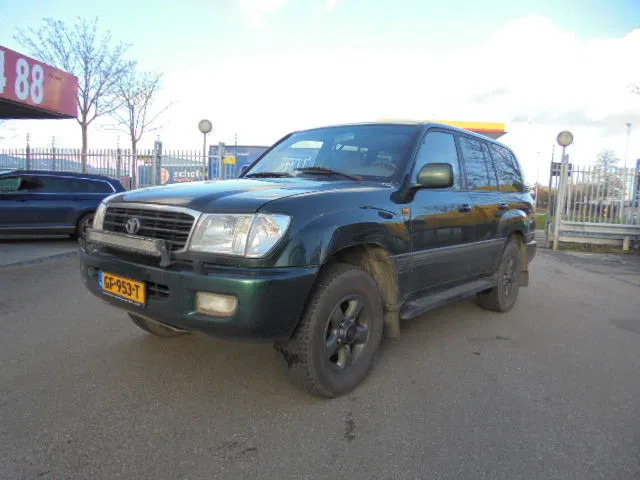 Toyota Land Cruiser - Lengvasis automobilis: foto 1 Toyota Land Cruiser - Lengvasis automobilis: foto 1