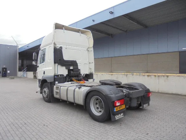 DAF CF 400 NL TRUCK - Vilkikas: foto 4 DAF CF 400 NL TRUCK - Vilkikas: foto 4