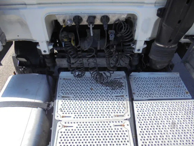 Vilkikas DAF XF 105.460 SUPERSPACE: foto 6