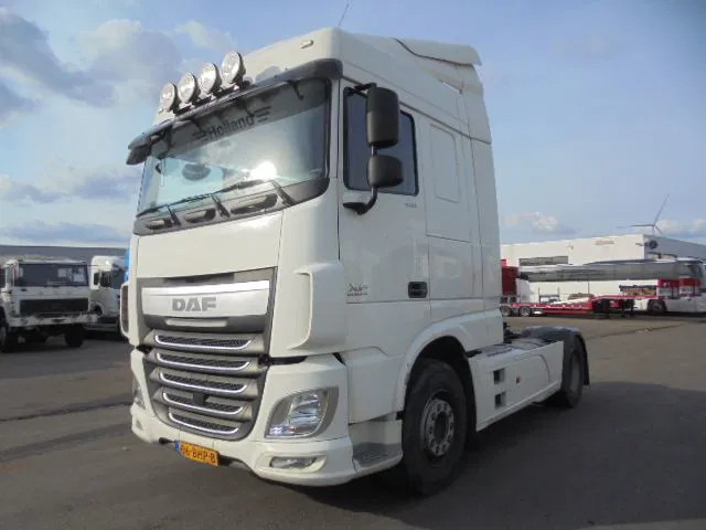 DAF XF 440 - Vilkikas: foto 1 DAF XF 440 - Vilkikas: foto 1