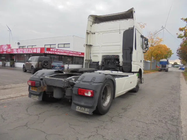 DAF XF 460 NL TRUCK RETARDER - Vilkikas: foto 4 DAF XF 460 NL TRUCK RETARDER - Vilkikas: foto 4
