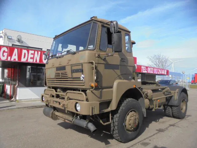 DAF YA YTV 2300 4X4 +WSK - Vilkikas: foto 1 DAF YA YTV 2300 4X4 +WSK - Vilkikas: foto 1