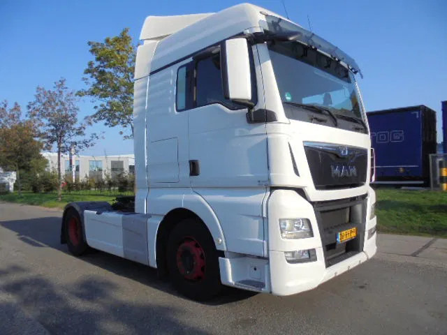 MAN TGX 18.400 XL - Vilkikas: foto 3 MAN TGX 18.400 XL - Vilkikas: foto 3
