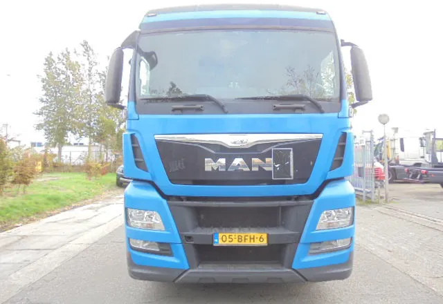 MAN TGX 26.440 XL - Vilkikas: foto 2 MAN TGX 26.440 XL - Vilkikas: foto 2