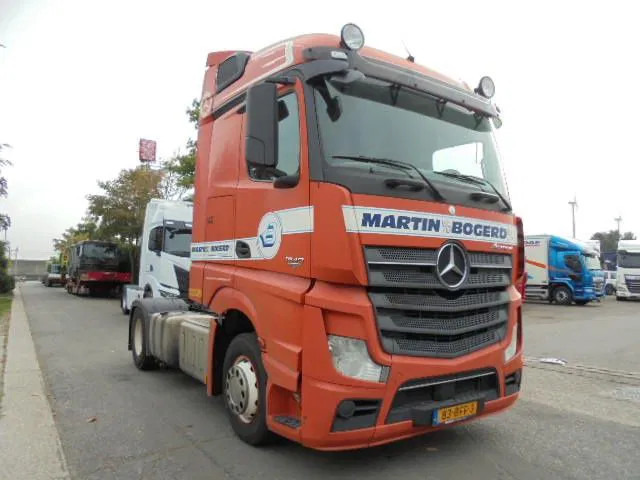 Mercedes-Benz Actros 1840 EURO 6 - Vilkikas: foto 3 Mercedes-Benz Actros 1840 EURO 6 - Vilkikas: foto 3