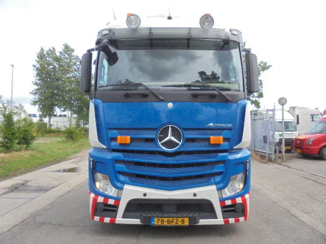Mercedes-Benz Actros 1842 LS NL TRUCK - Vilkikas: foto 2 Mercedes-Benz Actros 1842 LS NL TRUCK - Vilkikas: foto 2