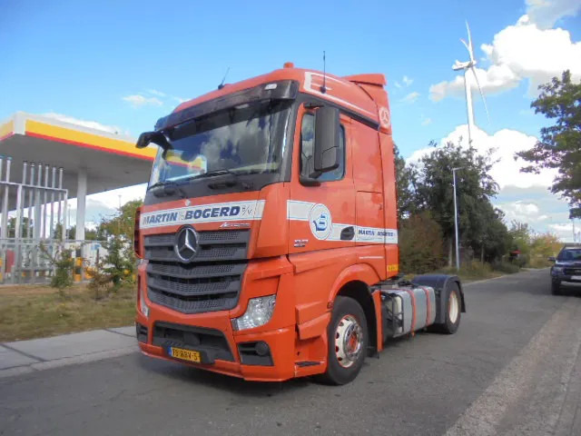 Mercedes-Benz Actros 1842 LS NL TRUCK - Vilkikas: foto 1 Mercedes-Benz Actros 1842 LS NL TRUCK - Vilkikas: foto 1