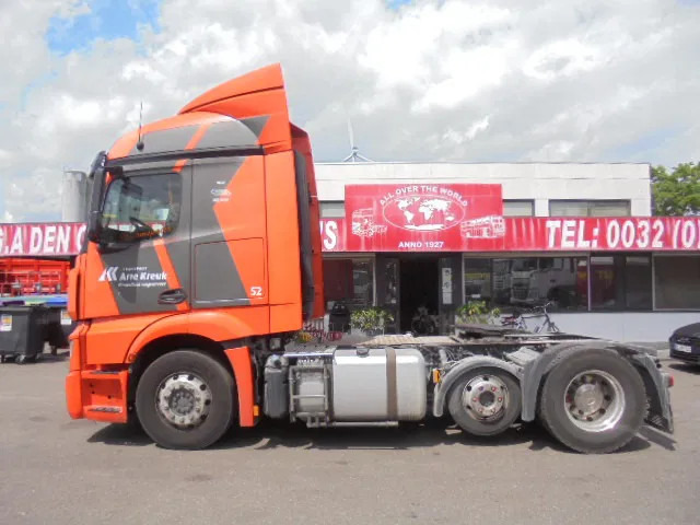 Mercedes-Benz Actros 2343 6X2 VOORLOOPAS - Vilkikas: foto 5 Mercedes-Benz Actros 2343 6X2 VOORLOOPAS - Vilkikas: foto 5