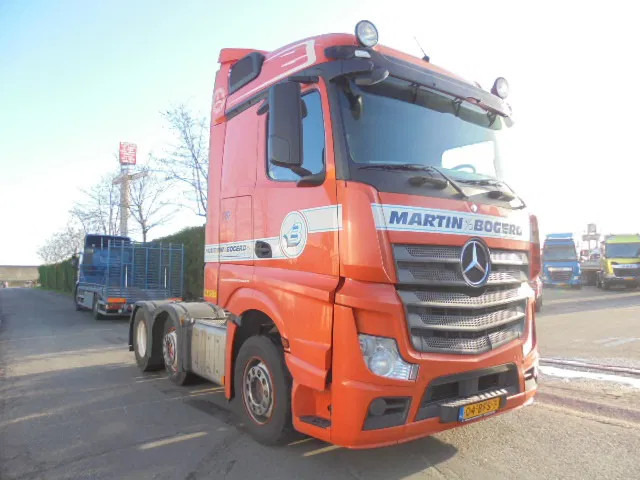 Mercedes-Benz Actros 2645 EUR6 6X2 - Vilkikas: foto 3 Mercedes-Benz Actros 2645 EUR6 6X2 - Vilkikas: foto 3