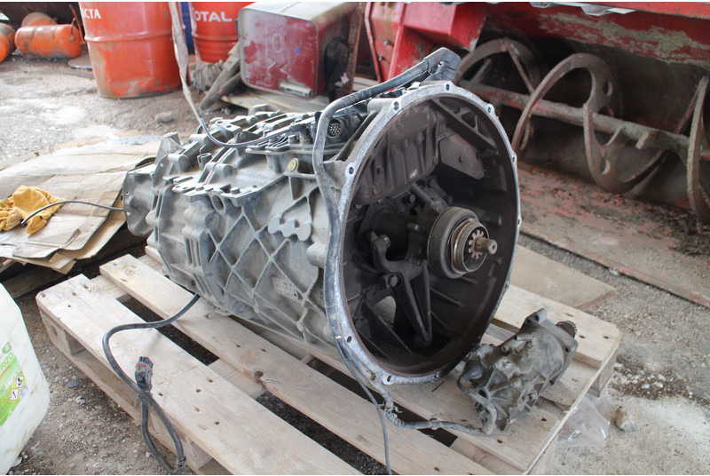 MAN ZF 12 AS 2130TD gearbox for MAN truck tractor - Pavarų dėžė - Sunkvežimis: foto 1 MAN ZF 12 AS 2130TD gearbox for MAN truck tractor - Pavarų dėžė - Sunkvežimis: foto 1