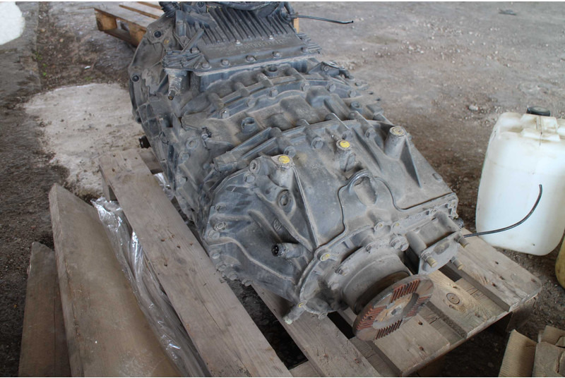 MAN ZF 12 AS 2130TD gearbox for MAN truck tractor - Pavarų dėžė - Sunkvežimis: foto 4 MAN ZF 12 AS 2130TD gearbox for MAN truck tractor - Pavarų dėžė - Sunkvežimis: foto 4