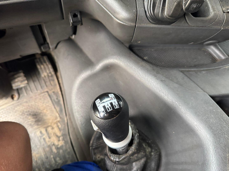 Autocisterna pervežimui kuro Scania P 124.360, 18800 liter: foto 9 Autocisterna pervežimui kuro Scania P 124.360, 18800 liter: foto 9