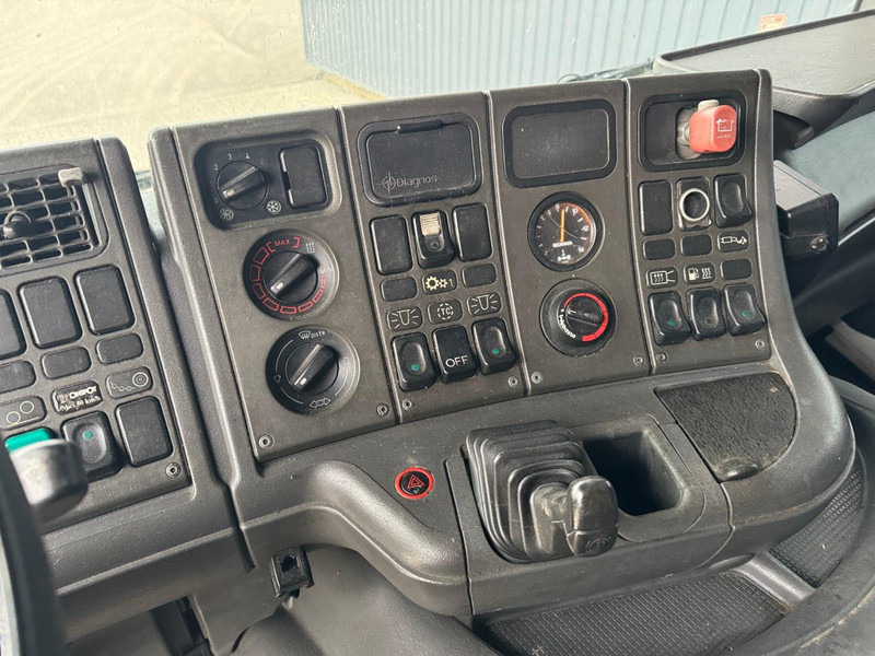 Autocisterna pervežimui kuro Scania P 124.360, 18800 liter: foto 8 Autocisterna pervežimui kuro Scania P 124.360, 18800 liter: foto 8