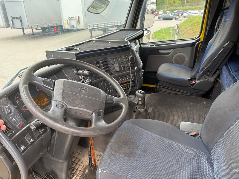Volvo FH 12.420. NO CRANE - Vilkikas: foto 5 Volvo FH 12.420. NO CRANE - Vilkikas: foto 5