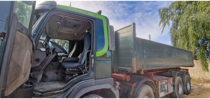 Volvo FM 12 - Sunkvežimis - kabelių sistema: foto 5 Volvo FM 12 - Sunkvežimis - kabelių sistema: foto 5