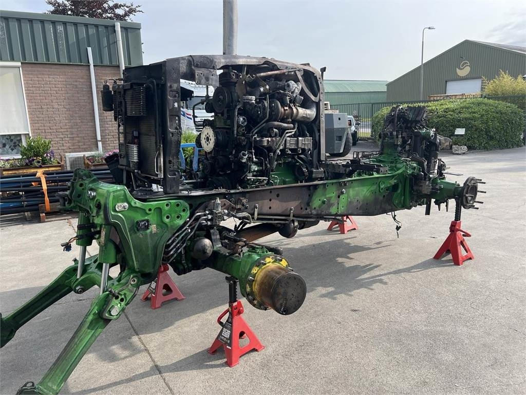 John Deere 6130r - Traktorius: foto 1 John Deere 6130r - Traktorius: foto 1