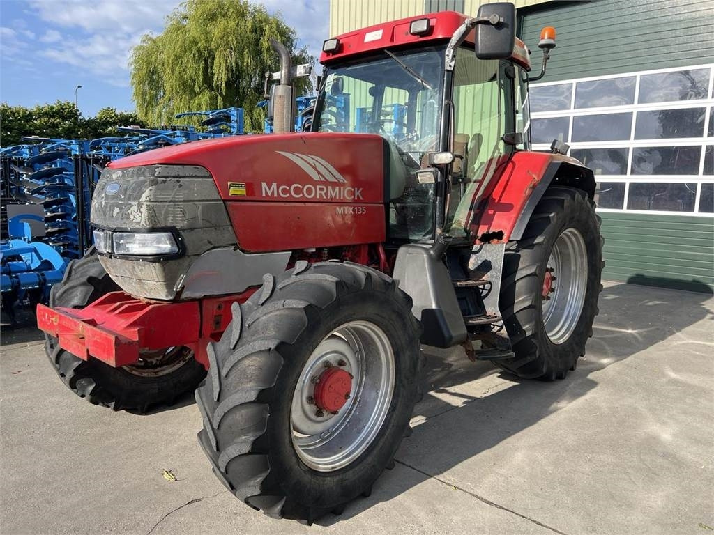 McCormick MTX135 - Traktorius: foto 1 McCormick MTX135 - Traktorius: foto 1